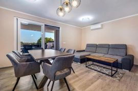 Moderan stan u novogradnji, Poreč, Istra, Poreč, Apartamento