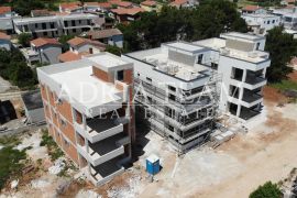 APARTMANI U KOMPLEKSU STAMBENIH ZGRADA U NOVOGRADNJI, 200 m OD MORA - VIR, Vir, Διαμέρισμα