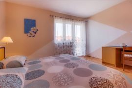 Mali Lošinj - Šarmantan apartman 100 metara od mora, Mali Lošinj, Kвартира