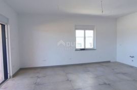 ISTRA, BANJOLE  Prekrasni penthouse s pogledom na more + garaža!, Medulin, Apartamento