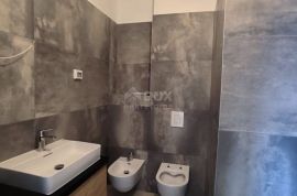 ISTRA, BANJOLE  Prekrasni penthouse s pogledom na more + garaža!, Medulin, Διαμέρισμα