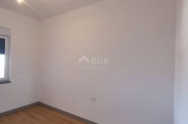 ISTRA, BANJOLE  Prekrasni penthouse s pogledom na more + garaža!, Medulin, Apartamento