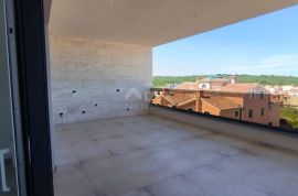 ISTRA, BANJOLE  Prekrasni penthouse s pogledom na more + garaža!, Medulin, Διαμέρισμα