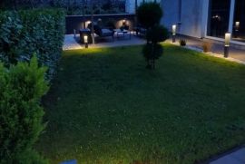 Predivna kuća od 130 m2, sa okućnicom od 1014 m2, Bakar, Σπίτι