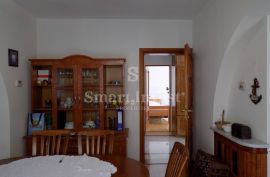 MATULJI, stan 130 m2 sa terasom i okućnicom, Matulji, Flat