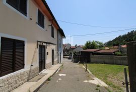 Klana, adaptirana kuća u nizu, Klana, House