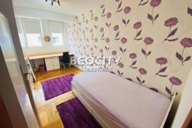 Novi Sad, Socijalno, Đurđa Brankovića , 5.0, 71m2, Novi Sad - grad, Appartamento