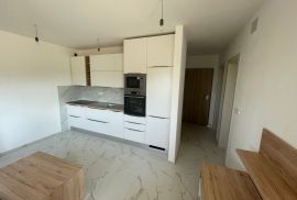 PRODAJA, STAN NOVOGRADNJA, PULA, 58 M2, Pula, Apartamento