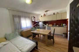 Smederevo - Senjak - 54m2+1,3ara ID#21809, Smederevo, Kuća