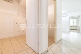 Zagreb, Ksaver, poslovna zgrada uredske namjene 780 m2 novije gradnje, Zagreb, Commercial property