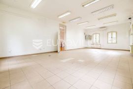 Zagreb, Ksaver, poslovna zgrada uredske namjene 780 m2 novije gradnje, Zagreb, Propiedad comercial