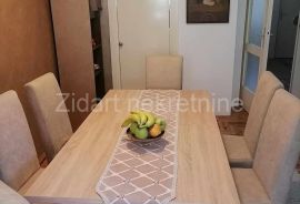 Batajnica, 4.0 dupleks, 85m2, terasa 25m2, bašta 2.5ara, Zemun, Appartement