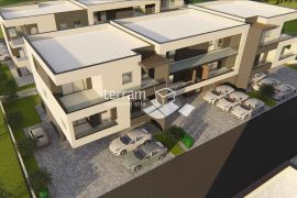 Istra, Pula, drugi kat, PENTHOUSE, 160,40m2, 3SS+DB, NOVO #prodaja, Pula, شقة