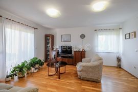 Kuća 63m2 u mirnom naselju, odmah useljiva, Marčana, Duga Uvala, Marčana, House