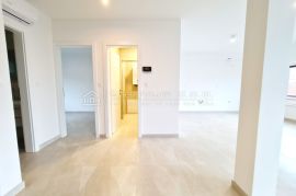 NOVOGRADNJA, PRVI KAT, ODLIČNA LOKACIJA!, Crikvenica, Apartamento