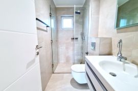 NOVOGRADNJA, PRVI KAT, ODLIČNA LOKACIJA!, Crikvenica, Apartamento