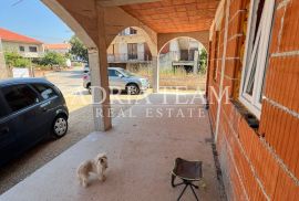 KUĆA PRIZEMNICA S DVA APARTMANA, ROH BAU, SUKOŠAN - ZADAR, Sukošan, House