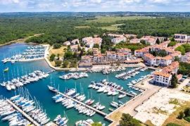 ISTRA-POREČ-ČERVAR PORAT, 2-sobni stan u blizini mora, Poreč, Appartment