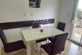 Zadar - prostrani stan prizemlje 74m2 s terasom 44m2! 239000€, Zadar, Appartement