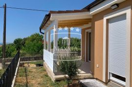 Vrsi - Prizemnica 125m2 s pogledom na more! 399000€, Vrsi, Famiglia