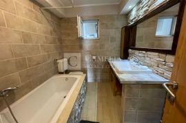 Opatija, Veprinac lijepi 2,5 soban stan za najam!, Opatija - Okolica, Appartement