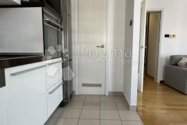 BUŽANOVA, IZVRSTAN STAN + 2 GARAŽNA P. MJESTA, Maksimir, Appartement