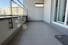 BUŽANOVA, IZVRSTAN STAN + 2 GARAŽNA P. MJESTA, Maksimir, Flat