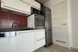 BUŽANOVA, IZVRSTAN STAN + 2 GARAŽNA P. MJESTA, Maksimir, Wohnung