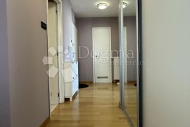 BUŽANOVA, IZVRSTAN STAN + 2 GARAŽNA P. MJESTA, Maksimir, Appartement