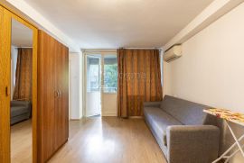 RIJEKA uredan stan na 5 minuta od Korza, Rijeka, Appartement