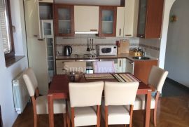 IČIĆI, iznajmljuje se stan od 63 m2, Opatija - Okolica, Appartment