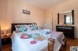 Kuća 468 m2 – Zaton *Bazen* (ID-2456/A), Nin, Casa