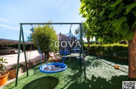 Kuća 468 m2 – Zaton *Bazen* (ID-2456/A), Nin, Casa