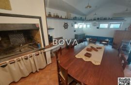 Kuća 468 m2 – Zaton *Bazen* (ID-2456/A), Nin, Casa