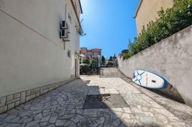 Apartmanska kuća 60m od mora, Crikvenica, Famiglia