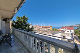 Apartmanska kuća 60m od mora, Crikvenica, Haus