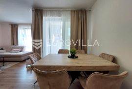 Istra, Pula, kompletno renoviran stan, NKP 72,87 m2, Pula, Wohnung