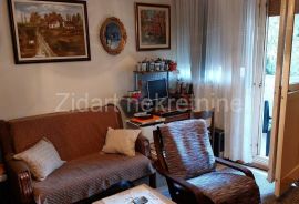 Zemun polje, dva stana, 50m2+30m2, Zemun, Apartamento