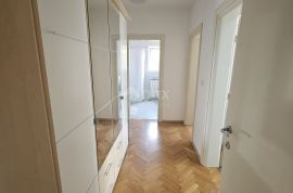 COSTABELLA, BIVIO- stan 1.kat 125m2 s bazenom i pogledom na more  + okućnica, Rijeka, Daire