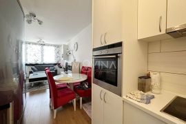 Dvosoban stan sa parking mjestom 43m2, Bojnik, Ilidža, Appartment