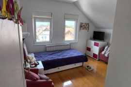 Prodajem duplex stan u Indjiji, Inđija, Apartamento