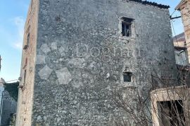 RIJETKOST U PONUDI!!! SAMOSTOJEĆA KUĆA SA POGLEDOM NA MORE U STAROGRADSKOJ JEZGRI, Kršan, Kuća