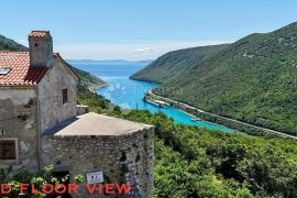 RIJETKOST U PONUDI!!! SAMOSTOJEĆA KUĆA SA POGLEDOM NA MORE U STAROGRADSKOJ JEZGRI, Kršan, Casa