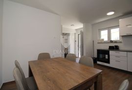 Krk, otok Krk, predivan komforan apartman, Krk, Flat