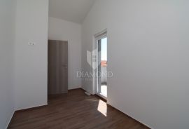 Krk, otok Krk, predivan komforan apartman, Krk, Kвартира