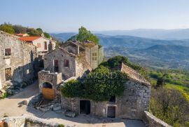 Središnja Istra, autohtona istarska kuća za adaptaciju, Pićan, Maison