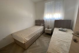 NAJAM, STAN, VELI VRH, 60 M2, 2S+DB, Pula, Appartement