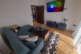 Ika-Oprić stan 1S+DB, 2.kat, 62 m2, Opatija - Okolica, Apartamento