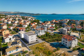 Stan u Brodarici, novogradnja, prizemlje s vrtom, Šibenik - Okolica, Flat