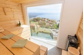 OPATIJA, BREGI - stan u prizemlju 153m2, DB+3S s panoramskim pogledom na more i bazenom, Matulji, Apartamento